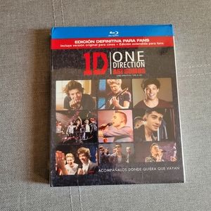 One Direction: This Is Us (Blu-ray Disc, 2013, 2-Disc Set Español Spanish NEW.